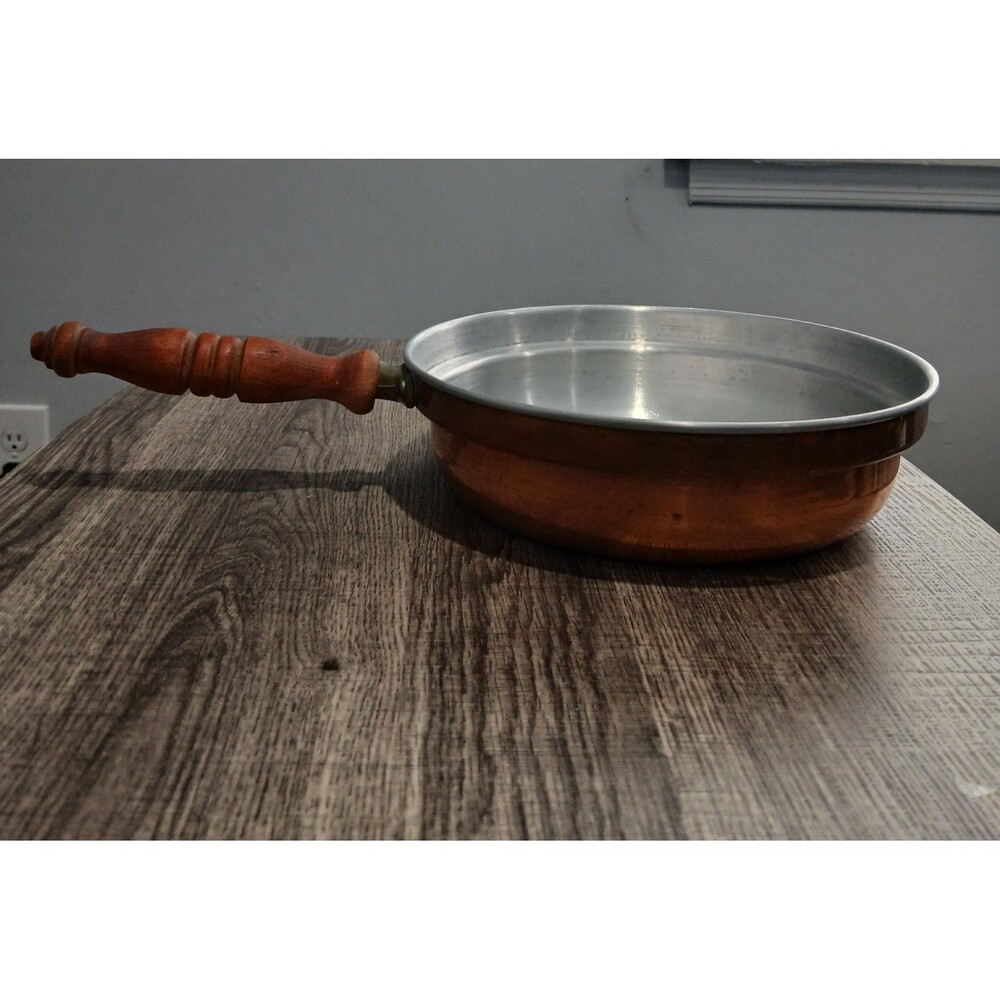 Vintage 9.5" Copper Skillet Frying Pan. Wood Rustic Handle.